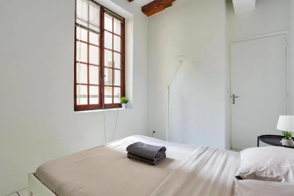 Appartement Neuf Quartier Emily In Paris Apartment