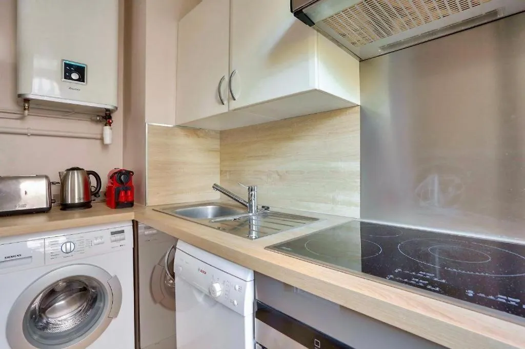 Appartement Neuf Quartier Emily In Paris 0*,  France